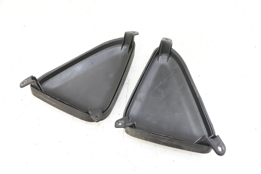 photo de FRONT MIDDLE PANEL  YAMAHA X-MAX XMAX ABS 250 (2010 - 2012) - Component detail