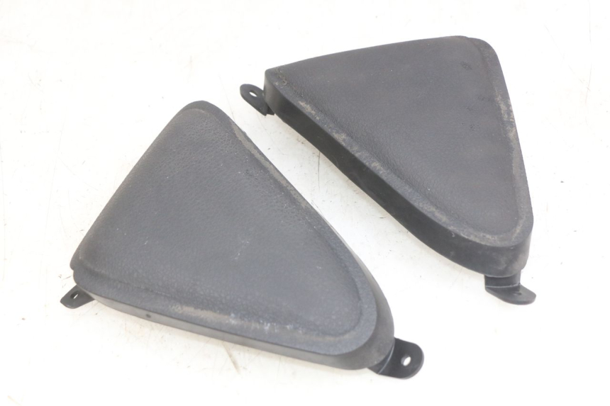 photo de UPPER FRONT FAIRING JUNCTION YAMAHA X-MAX XMAX 125 (2010 - 2013) - Alternative perspective