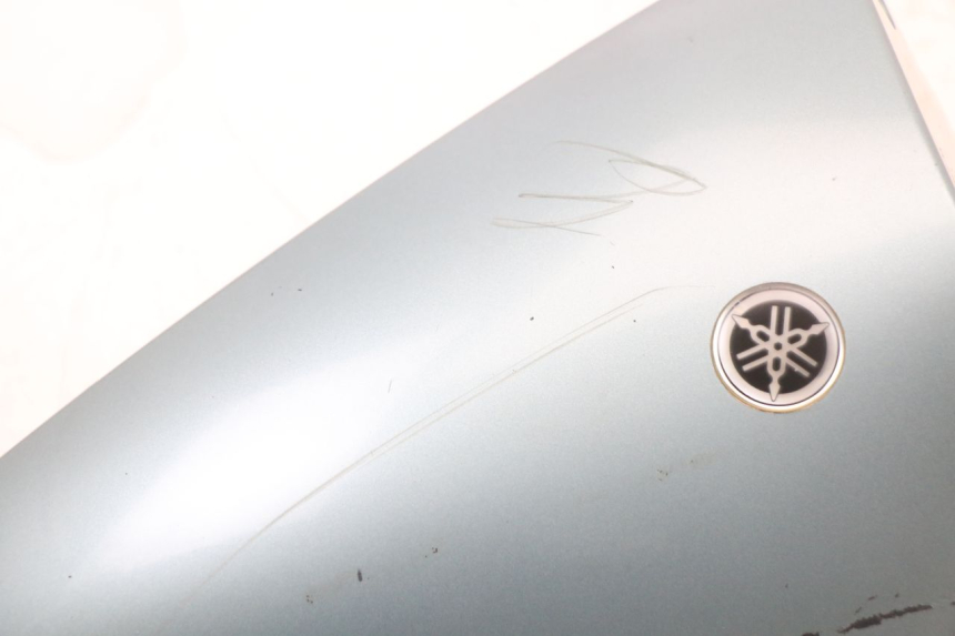 photo de FRONT MIDDLE PANEL YAMAHA YP MAJESTY 125 (2002 - 2006) - Zoom on usage condition