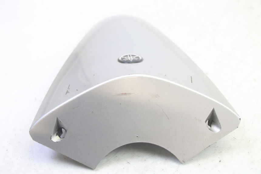 photo de FRONT MIDDLE PANEL YAMAHA YP MAJESTY 125 (2002 - 2006) - Fixing points details