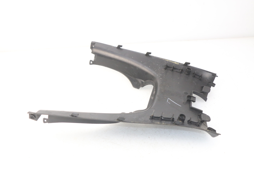 photo de MIDDLE FLOOR PANEL KYMCO DINK STREET 125 (2009 - 2014) - Alternative perspective