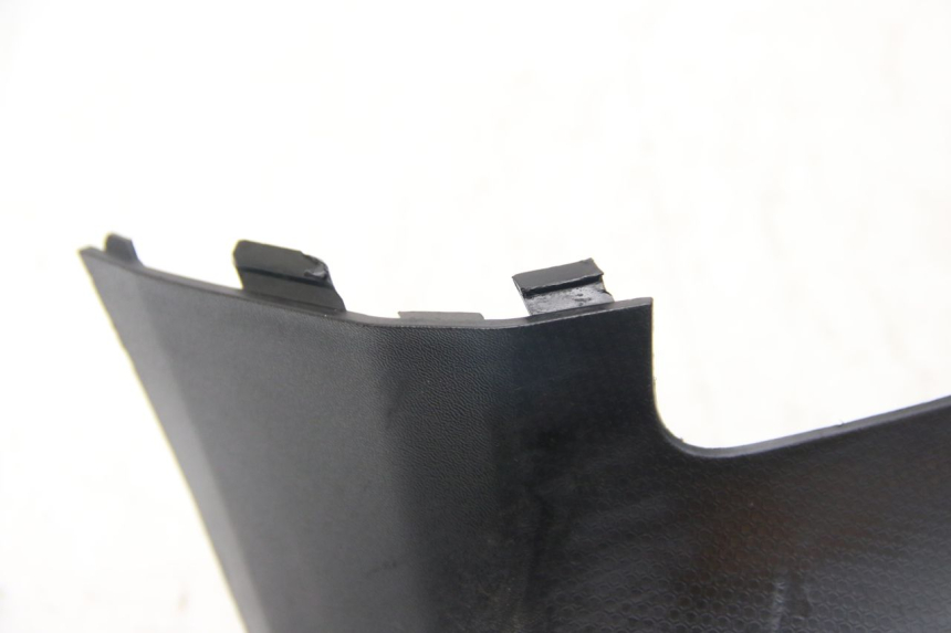 photo de FOOTREST JUNCTION KYMCO DOWNTOWN ABS 125 (2015 - 2017) - Fixing points details