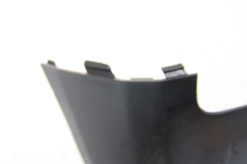 photo de FOOTREST JUNCTION KYMCO DOWNTOWN ABS 125 (2015 - 2017) - Surface and material condition