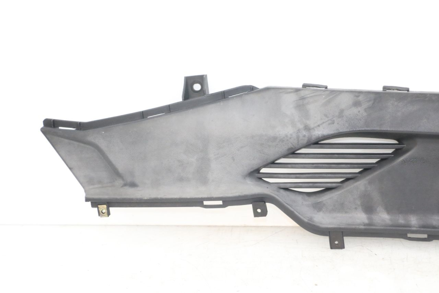 photo de RIGHT FOOTREST BRACKET KYMCO DINK STREET ABS 125 (2011 - 2018) - Product overview