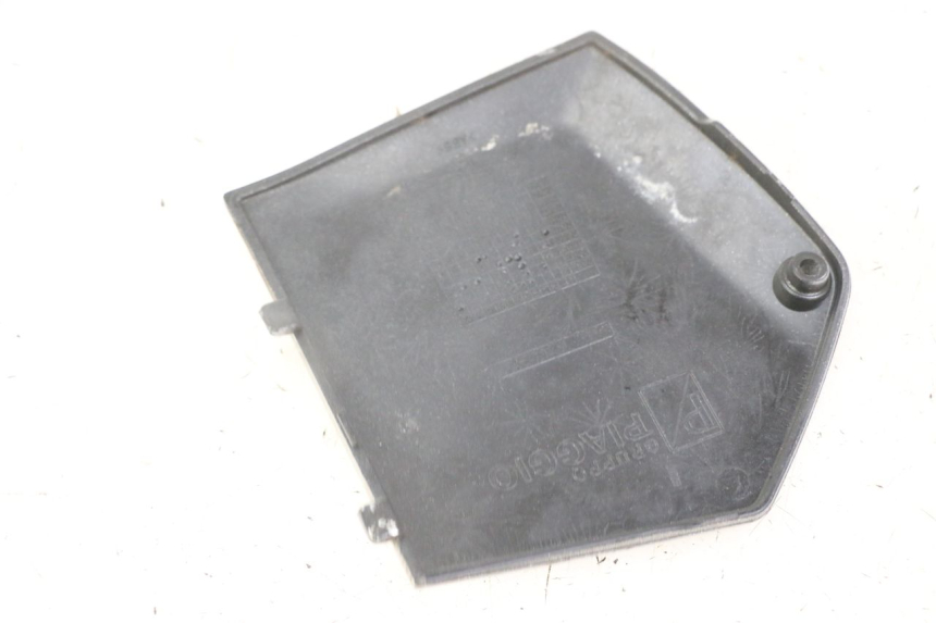 photo de RIGHT MIDDLE FLOOR PANEL PIAGGIO MP3 LT 300 (2010 - 2016) - Component detail