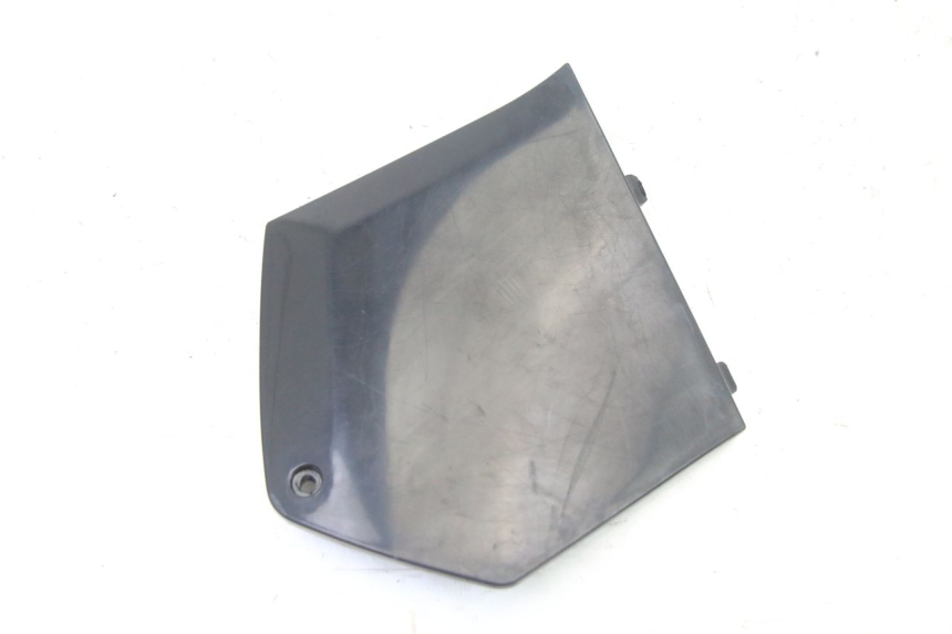 photo de RIGHT MIDDLE FLOOR PANEL PIAGGIO MP3 500 (2011 - 2015) - Main view