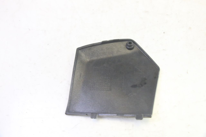 photo de RIGHT MIDDLE FLOOR PANEL PIAGGIO MP3 RL 250 (2006 - 2010) - Product overview