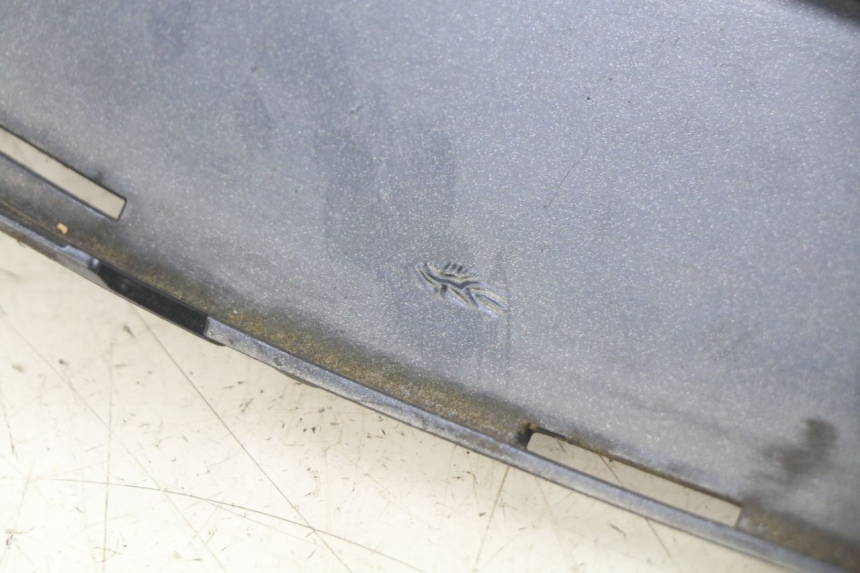 photo de RIGHT FOOTREST BRACKET GILERA NEXUS 125 (2007 - 2009) - Alternative perspective