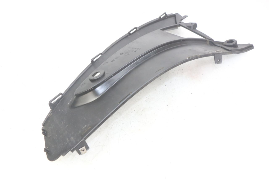 photo de RIGHT FOOTREST BRACKET GILERA NEXUS 125 (2007 - 2009) - Fixing points details