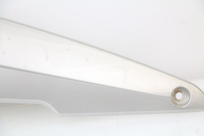 photo de RIGHT MIDDLE FLOOR PANEL RAZZO STEED 125 (2012 - 2018) - High-resolution close-up