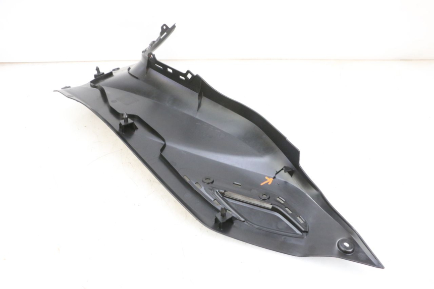 photo de RIGHT MIDDLE FLOOR PANEL YAMAHA TRICITY 300 (2020 - 2024) - Product overview