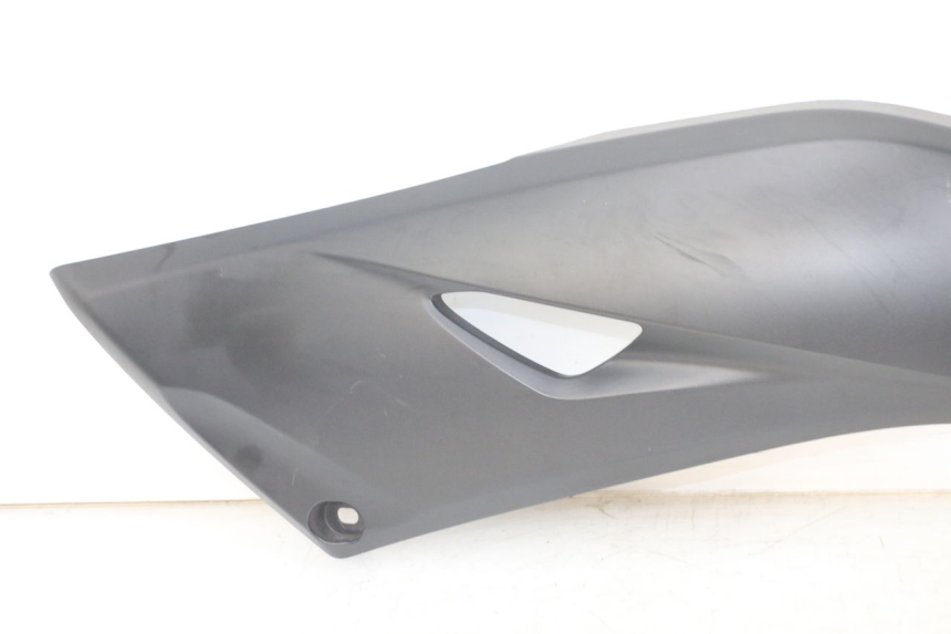 photo de RIGHT FOOTREST BRACKET YAMAHA XMAX X-MAX ABS 125 (2017 - 2020) - Additional view of the item