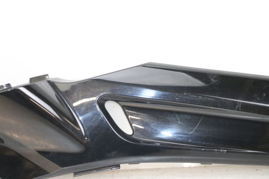 photo de RIGHT FOOTREST BRACKET YAMAHA X-MAX XMAX 250 (2006 - 2009) - Fixing points details