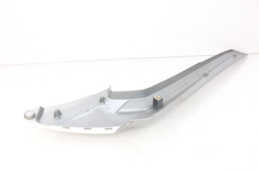 photo de RIGHT FOOTREST BRACKET TGB X-MOTION XMOTION 125 (2008 - 2014) - Component detail