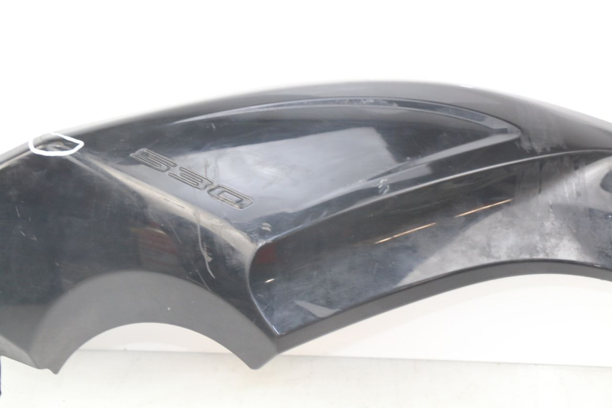 photo de RIGHT MIDDLE FLOOR PANEL YAMAHA XP T-MAX TMAX ABS 530 (2012 - 2015) - Additional view of the item