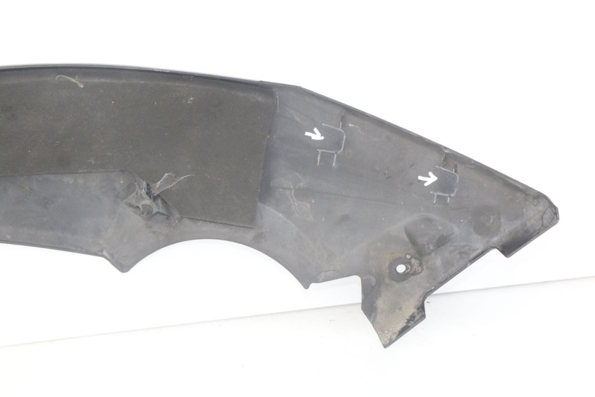 photo de RIGHT MIDDLE FLOOR PANEL YAMAHA XP T-MAX TMAX ABS 530 (2012 - 2015) - Zoom on usage condition