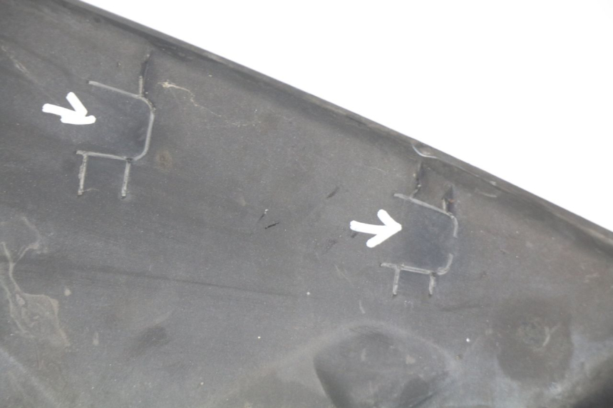 photo de RIGHT MIDDLE FLOOR PANEL YAMAHA XP T-MAX TMAX ABS 530 (2012 - 2015) - Alternative perspective