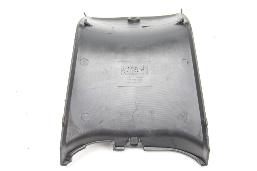 photo de FOOTREST JUNCTION HONDA FES PANTHEON 125 (2003 - 2007) - Product overview