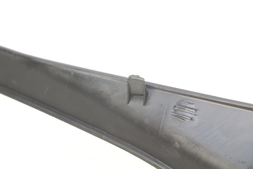 photo de FOOTREST JUNCTION HONDA FES S-WING SWING ABS 125 (2007 - 2015) - Alternative perspective