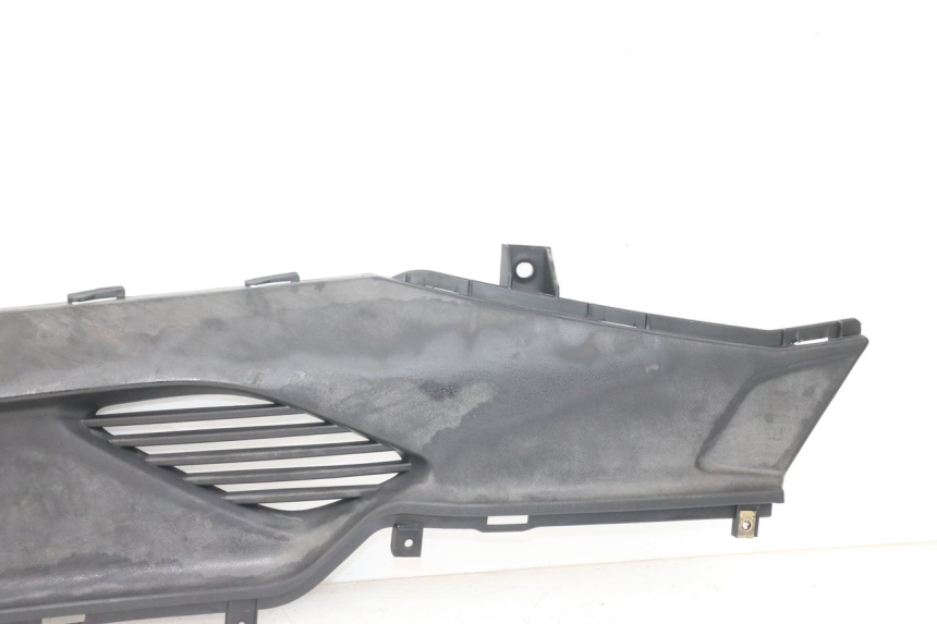 photo de LEFT MIDDLE FLOOR PANEL KYMCO DINK STREET ABS 125 (2011 - 2018) - Product overview