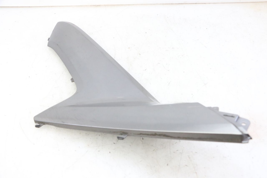 photo de LEFT MIDDLE FLOOR PANEL HONDA FORZA ABS 300 (2013 - 2017) - Surface and material condition