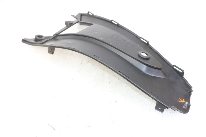 photo de LEFT MIDDLE FLOOR PANEL GILERA NEXUS 300 (2008 - 2013) - Alternative perspective
