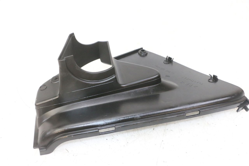 photo de LEFT MIDDLE FLOOR PANEL PEUGEOT JET FORCE CARBU 50 (2003 - 2016) - Technical close-up