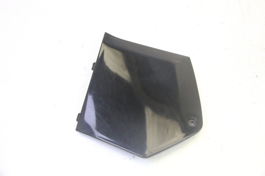 photo de LEFT MIDDLE FLOOR PANEL PIAGGIO MP3 500 (2011 - 2015) - Component detail