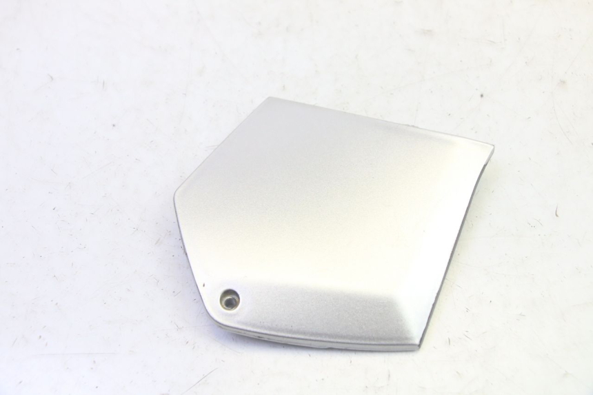 photo de LEFT MIDDLE FLOOR PANEL PIAGGIO MP3 RL 250 (2006 - 2010) - Component detail