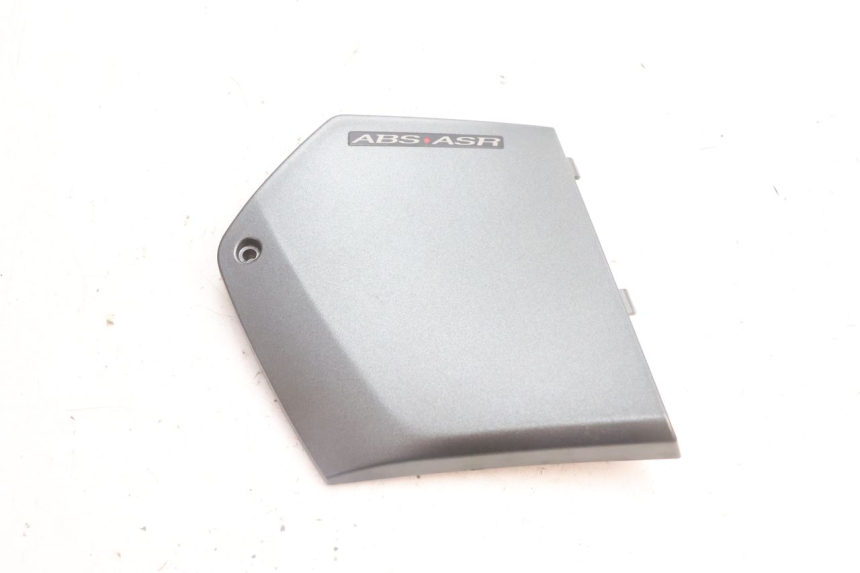 photo de LEFT MIDDLE FLOOR PANEL PIAGGIO MP3 500 (2016 - 2018) - Main view