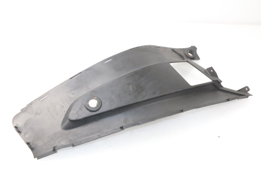 photo de LEFT FOOTREST BRACKET GILERA NEXUS 125 (2009 - 2013) - Product overview