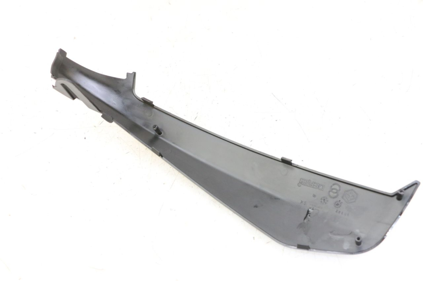 photo de LEFT MIDDLE FLOOR PANEL PIAGGIO NRG POWER PUREJET 50 (2018 - 2021) - Component detail