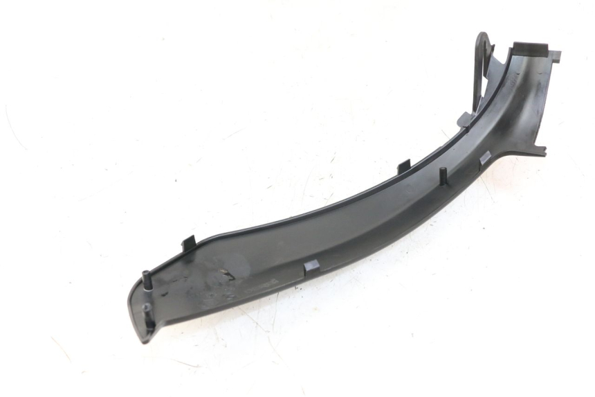 photo de LEFT MIDDLE FLOOR PANEL PIAGGIO NRG POWER PUREJET 50 (2018 - 2021) - Zoom on usage condition