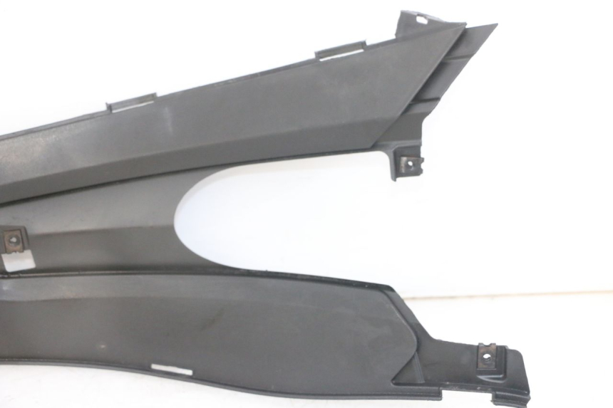 photo de LEFT MIDDLE FLOOR PANEL GILERA RUNNER SL 50 (2006 - 2009) - Product overview