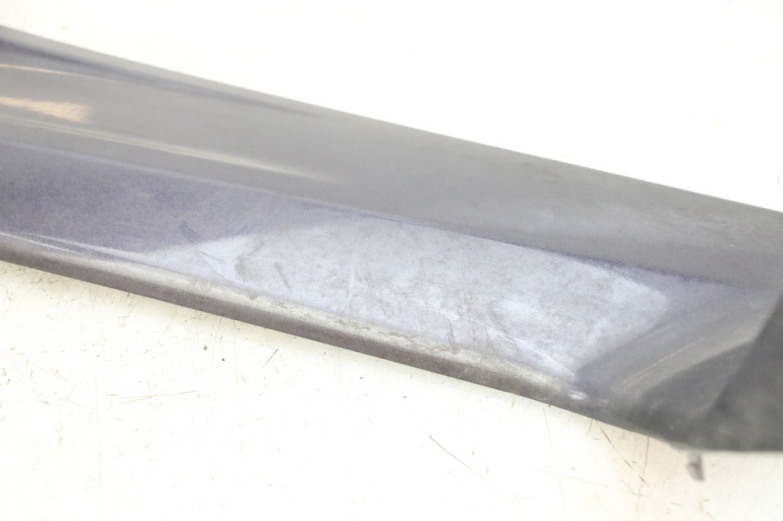 photo de LEFT FOOTREST BRACKET YAMAHA XMAX X-MAX 125 (2006 - 2009) - Checked used part