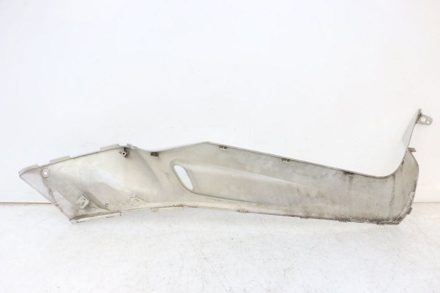 photo de LEFT MIDDLE FLOOR PANEL YAMAHA X-MAX XMAX 250 (2006 - 2009) - Checked used part