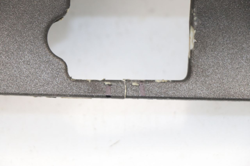 photo de LEFT MIDDLE FLOOR PANEL KYMCO XCITING 500 (2007 - 2010) - Markings and original references