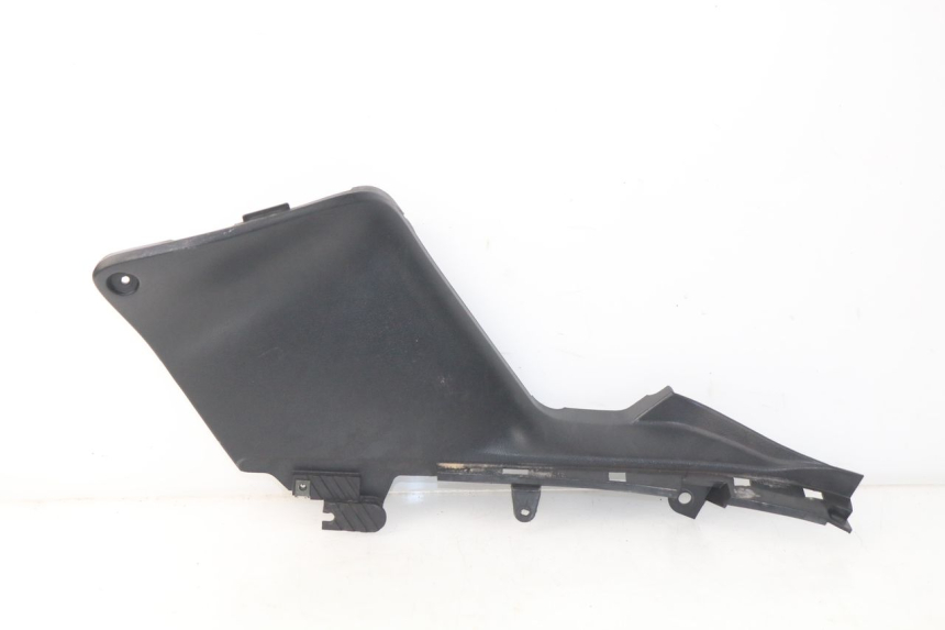 photo de LEFT FOOTREST BRACKET YAMAHA XP T-MAX TMAX ABS 500 (2004 - 2007) - Main view