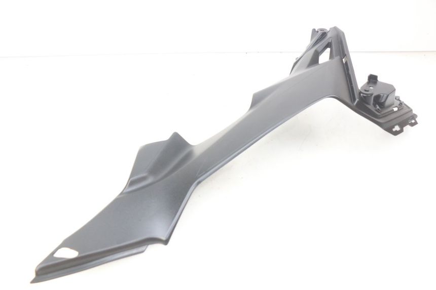 photo de LEFT FOOTREST BRACKET KAWASAKI Z 650 (2016 - 2019) - Technical close-up