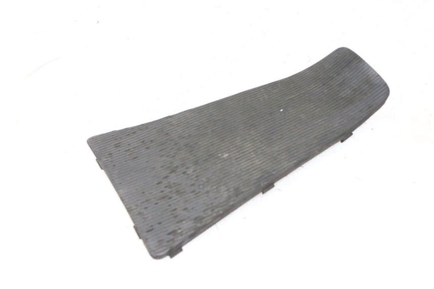 photo de MIDDLE FLOOR PANEL PIAGGIO LXV 4T 50 (2009 - 2013) - Component detail