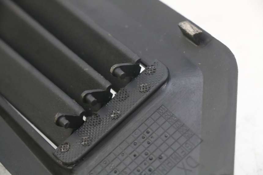 photo de MIDDLE FLOOR PANEL GILERA RUNNER SP 50 (2009 - 2017) - Zoom on usage condition