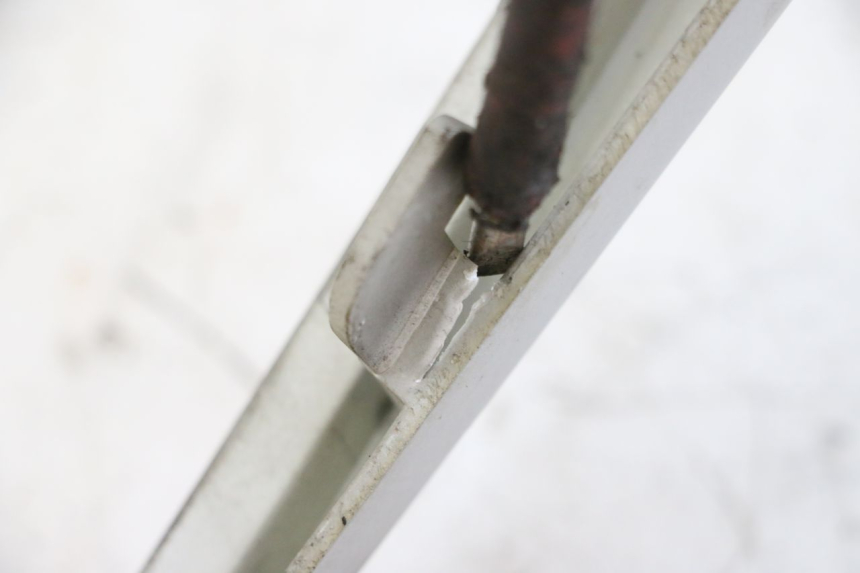 photo de MIDDLE FLOOR PANEL PEUGEOT SATELIS 250 (2006 - 2012) - Component detail