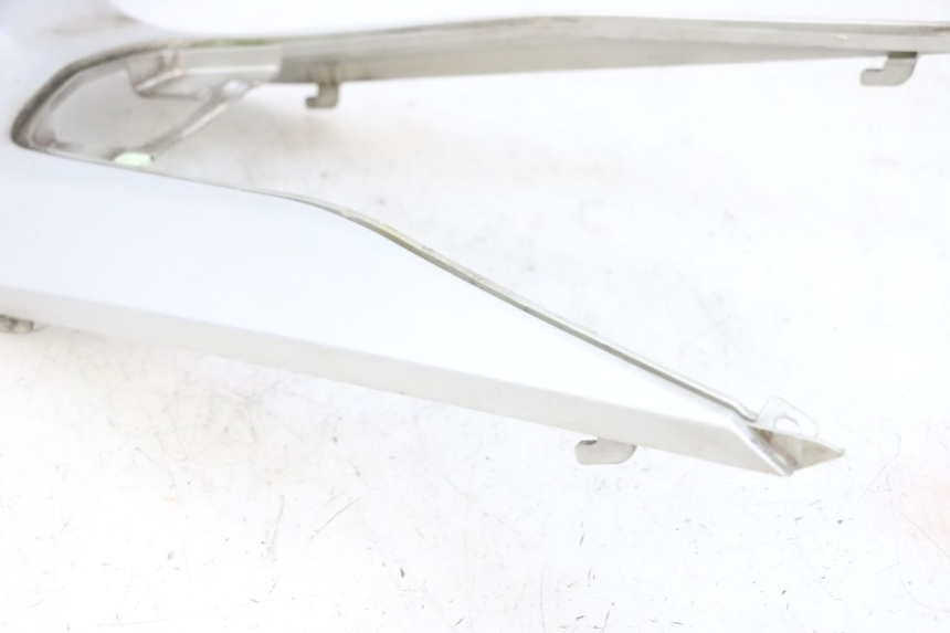 photo de MIDDLE FLOOR PANEL PEUGEOT SATELIS 250 (2006 - 2012) - Additional view of the item