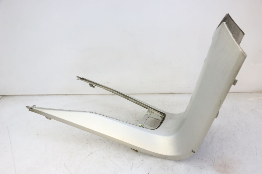 photo de MIDDLE FLOOR PANEL PEUGEOT SATELIS 125 (2006 - 2009) - Component detail