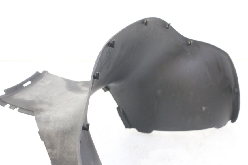 photo de MIDDLE FLOOR PANEL APRILIA SCARABEO GT TOURING 125 (1999 - 2005) - Zoom on usage condition