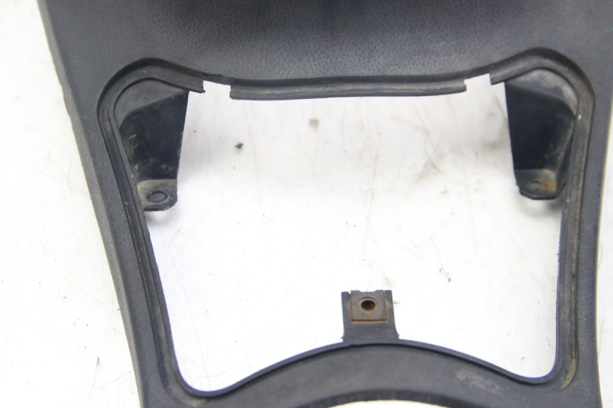 photo de FOOTREST JUNCTION MBK SKYLINER 125 (1998 - 2001) - Zoom on usage condition