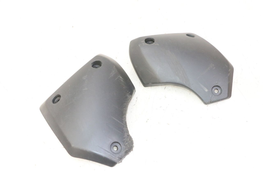 photo de MIDDLE FLOOR PANEL PEUGEOT STREETZONE I NAKED 2T 50 (2018 - 2020) - Technical close-up