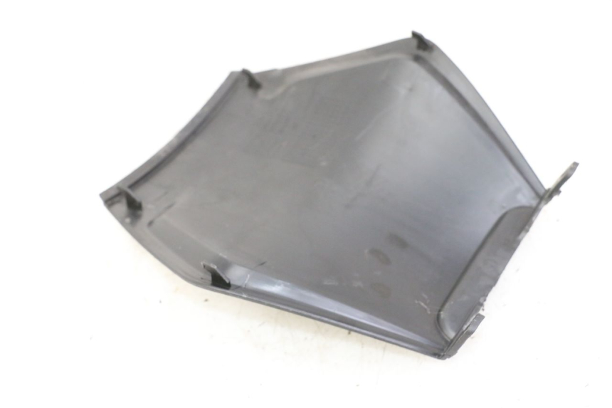 photo de FOOTREST JUNCTION APRILIA SXR 50 (2021 - 2023) - Alternative perspective