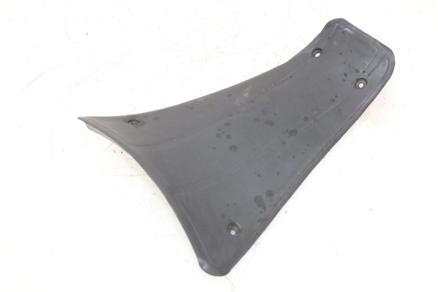 photo de FOOTREST JUNCTION PIAGGIO VESPA GTS SUPER IE 125 (2009 - 2016) - Product overview