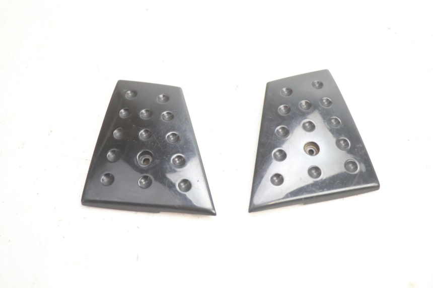 photo de MIDDLE FLOOR PANEL PIAGGIO X8 STREET 125 (2006 - 2007) - Component detail